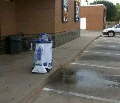 Ссущий R2-D2